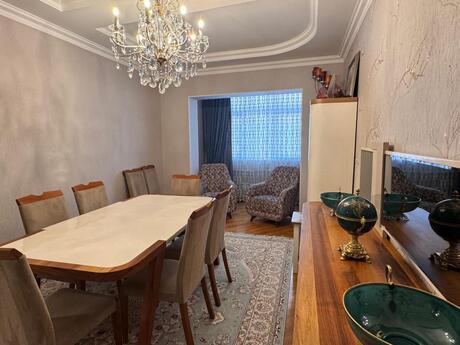 4 otaqlı köhnə tikili - Xətai r. - 85 m²