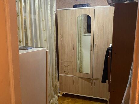 2 otaqlı köhnə tikili - Badamdar q. - 30 m²