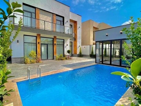 4 otaqlı həyət evi/bağ evi - Mərdəkan q. - 200 m²