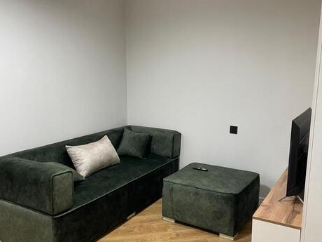 Elan №5758004 - Bakı, 28 May m., 2 otaqlı, 54 m², 3/15 mərtəbə