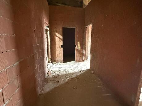 2-room apartment, 80 m², Ceyranbatan: 85 000 ₼ 2
