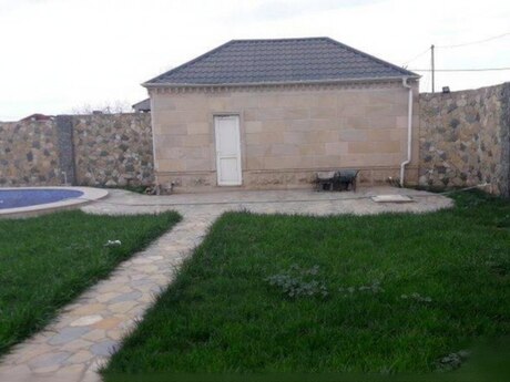 6 otaqlı həyət evi/bağ evi - Bilgəh q. - 300 m²