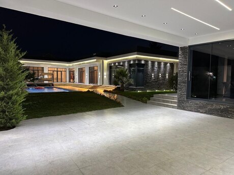 5 otaqlı həyət evi/bağ evi - Mərdəkan q. - 350 m²