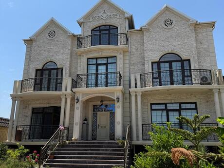 Объявление №5768994 - Баку, Хатаинский р., 6-комн., 750 м²