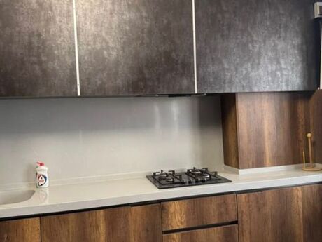 4 otaqlı köhnə tikili - Səbail r. - 200 m²