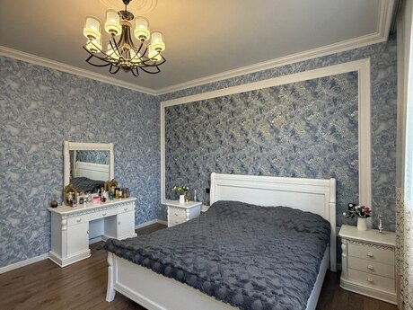 5 otaqlı həyət evi/bağ evi - Mərdəkan q. - 350 m²