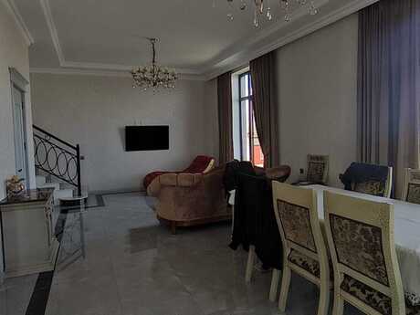 4 otaqlı həyət evi/bağ evi - Şamaxı - 320 m²