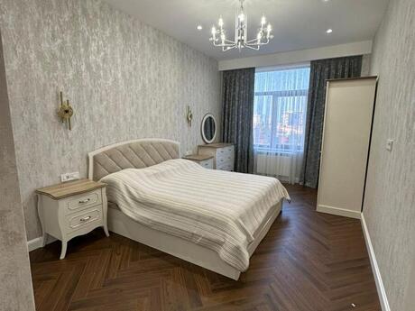 Объявление №5769826 - Баку, Хатаинский р., 3-комн., 127 м², 3/7 этаж
