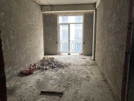 4 otaqlı yeni tikili - Nəsimi r. - 231 m²