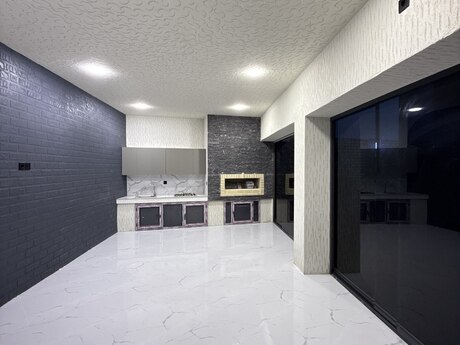 5 otaqlı həyət evi/bağ evi - Mərdəkan q. - 180 m²