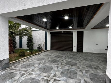 4 otaqlı həyət evi/bağ evi - Mərdəkan q. - 140 m²