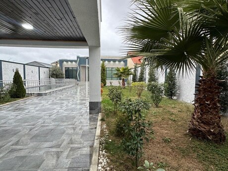 4 otaqlı həyət evi/bağ evi - Mərdəkan q. - 140 m²