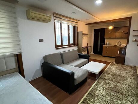 1 otaqlı köhnə tikili - Nəsimi m. - 38 m²