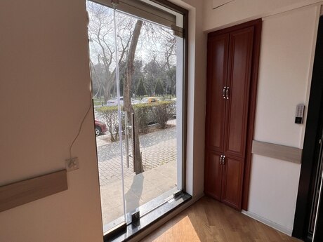 Obyekt - Nəsimi r. - 180 m²