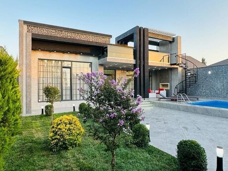 4 otaqlı həyət evi/bağ evi - Mərdəkan q. - 240 m²