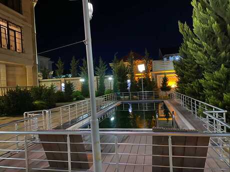 6 otaqlı həyət evi/bağ evi - Novxanı q. - 400 m²
