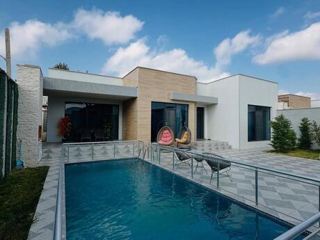 4 otaqlı həyət evi/bağ evi - Şağan q. - 200 m²