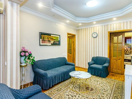 2 otaqlı köhnə tikili - Sahil m. - 67 m²