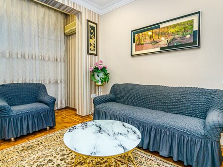 2 otaqlı köhnə tikili - Sahil m. - 67 m²