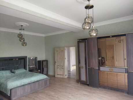 10 otaqlı həyət evi/bağ evi - Qara Qarayev m. - 400 m²