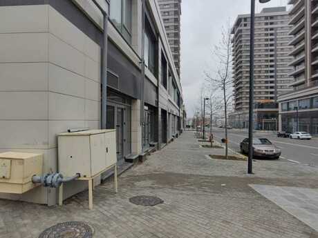 Obyekt - Şah İsmayıl Xətai m. - 680 m²