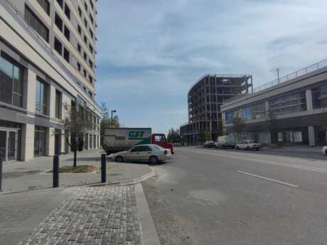 Obyekt - Şah İsmayıl Xətai m. - 1350 m²