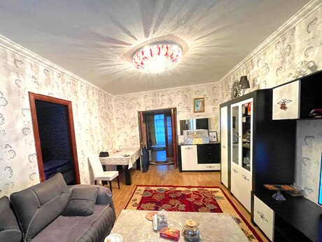 4 otaqlı köhnə tikili - Xalqlar Dostluğu m. - 85 m²