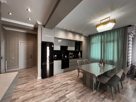 3 otaqlı yeni tikili - İnşaatçılar m. - 88 m²