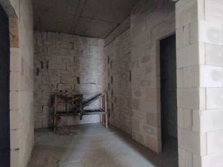 4 otaqlı yeni tikili - Xətai r. - 186 m²