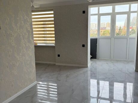 3 otaqlı köhnə tikili - Elmlər Akademiyası m. - 50 m²