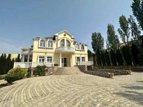 6 otaqlı həyət evi/bağ evi - Novxanı q. - 500 m²