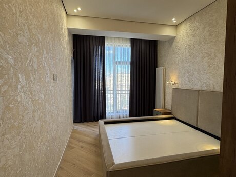 2 otaqlı yeni tikili - Azadlıq Prospekti m. - 65 m²