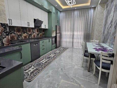 3 otaqlı yeni tikili - Xətai r. - 135 m²