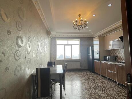 4 otaqlı yeni tikili - Gənclik m. - 220 m²