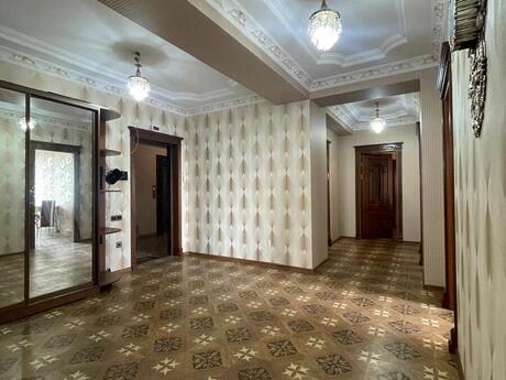 4 otaqlı yeni tikili - Gənclik m. - 220 m²