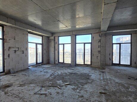 3 otaqlı yeni tikili - Nəriman Nərimanov m. - 128 m²