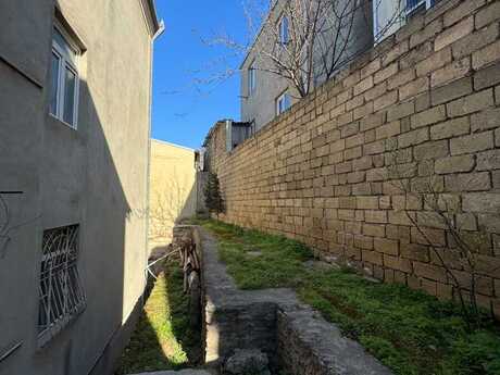 9 otaqlı həyət evi/bağ evi - Qara Qarayev m. - 470 m²