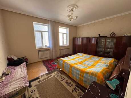 9 otaqlı həyət evi/bağ evi - Qara Qarayev m. - 470 m²