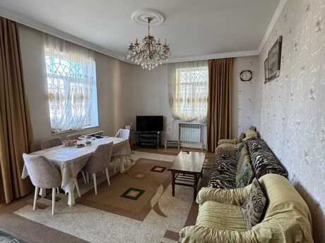 9 otaqlı həyət evi/bağ evi - Qara Qarayev m. - 470 m²