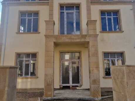 7 otaqlı həyət evi/bağ evi - Nardaran q. - 360 m²
