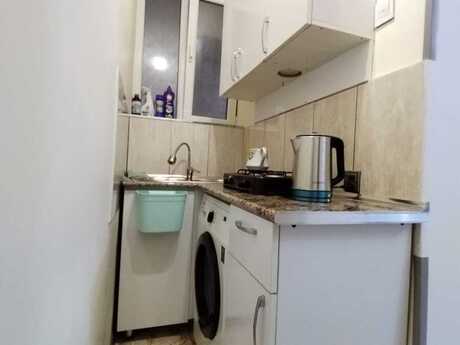 2 otaqlı köhnə tikili - Nizami m. - 40 m²