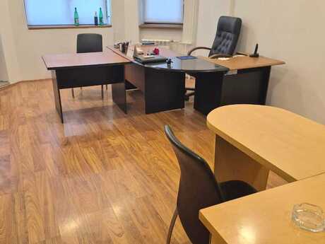 6-комн. офис - Насиминский  р. - 240 м²