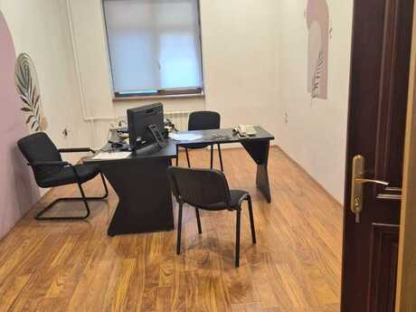 6-комн. офис - Насиминский  р. - 240 м²