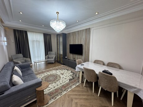 Объявление №5774207 - Баку, м. Ази Асланов, 4-комн., 131 м², 5/7 этаж