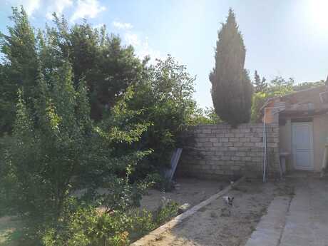 4 otaqlı həyət evi/bağ evi - Şüvəlan q. - 150 m²