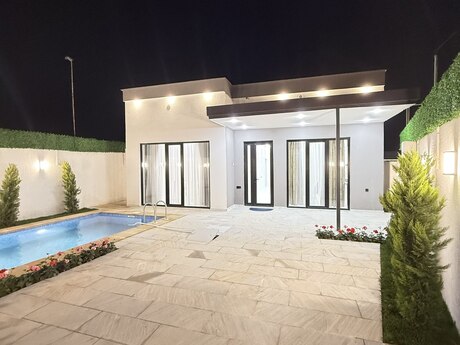 4 otaqlı həyət evi/bağ evi - Şüvəlan q. - 140 m²