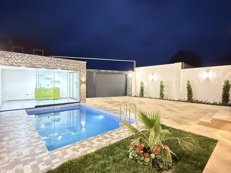 4 otaqlı həyət evi/bağ evi - Şüvəlan q. - 140 m²