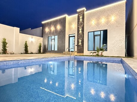 4 otaqlı həyət evi/bağ evi - Şüvəlan q. - 145 m²