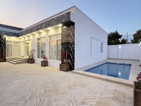 5 otaqlı həyət evi/bağ evi - Şüvəlan q. - 180 m²