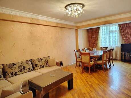 Объявление №5775595 - Баку, м. Нариман Нариманов, 4-комн., 120 м², 7/9 этаж